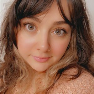 Meet your Posher, Cyria